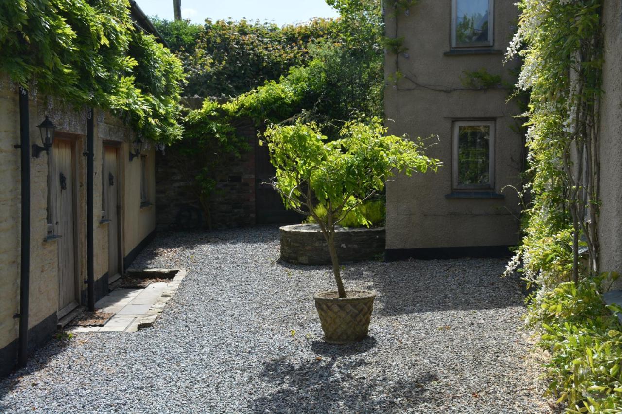 Kerswell Farmhouse Totnes Buitenkant foto