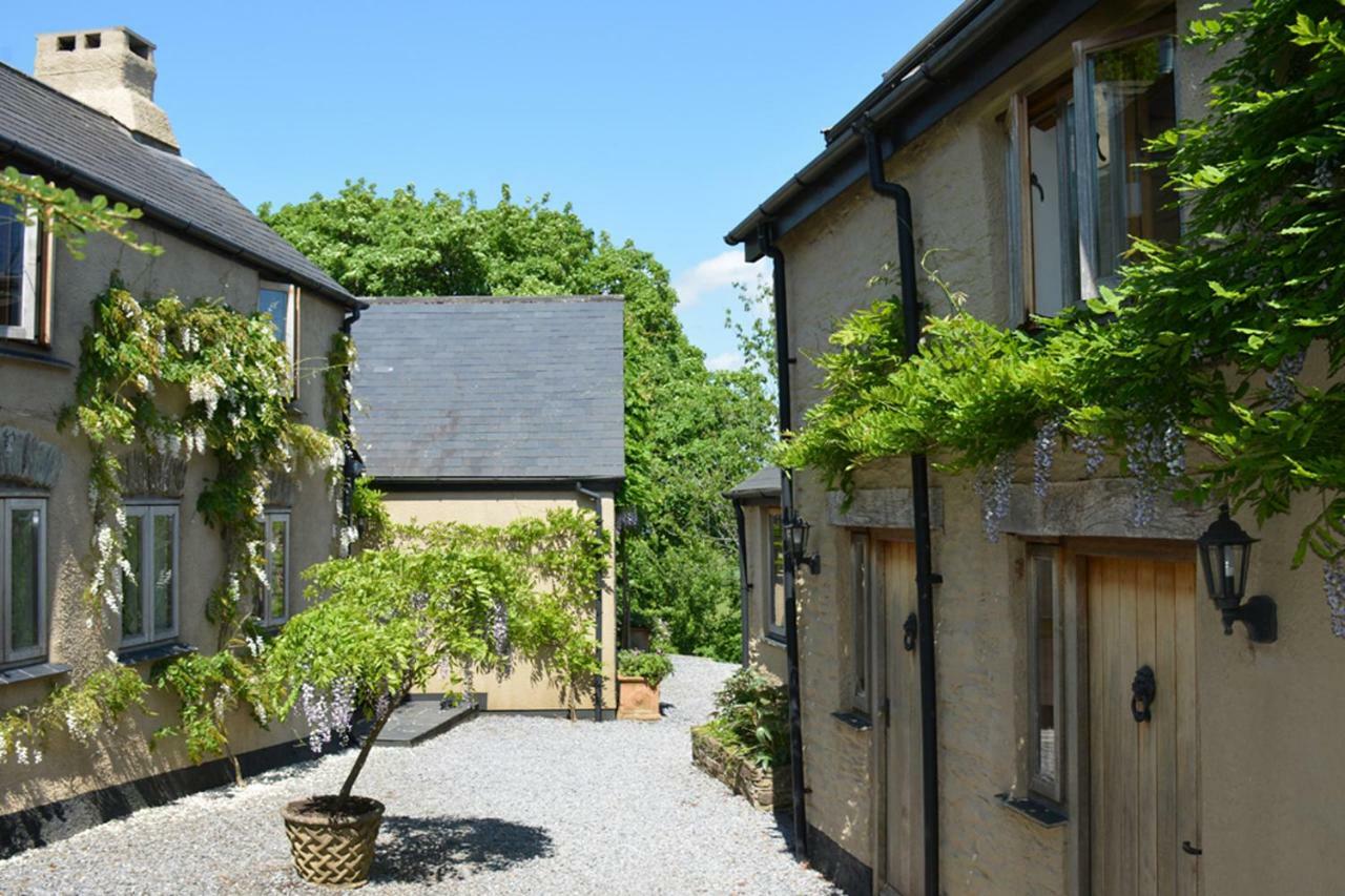 Kerswell Farmhouse Totnes Buitenkant foto